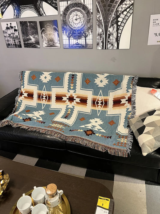 Knit Throw Blanket with Tassels