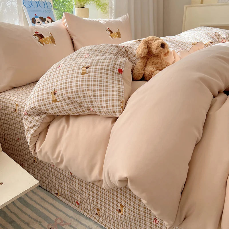 4-Piece Cartoon Embroidered Reversible Duvet Cover Set