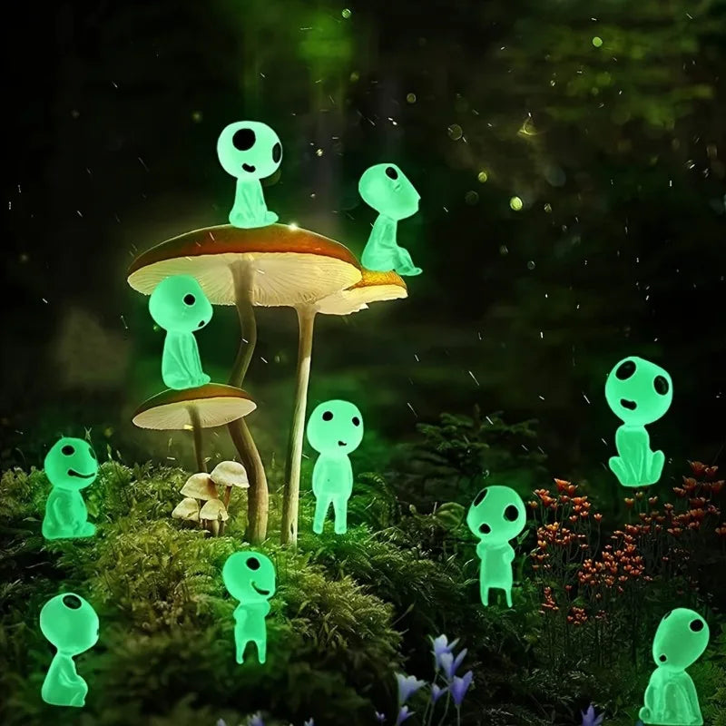 Resin Ghost Miniature Figures
