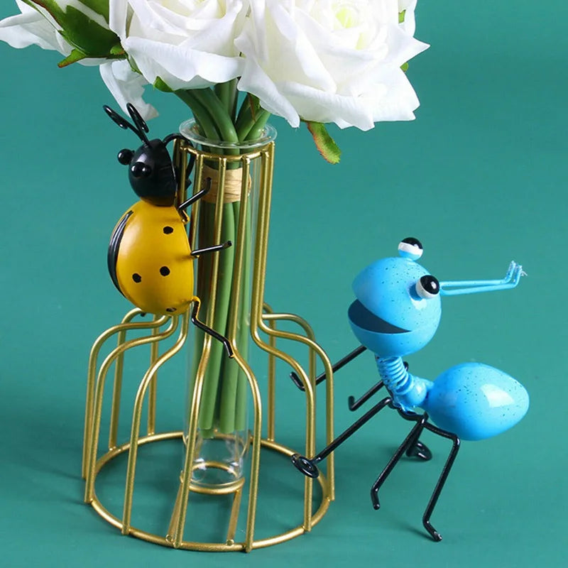 Metal Ant Garden Ornament & Wall Décor