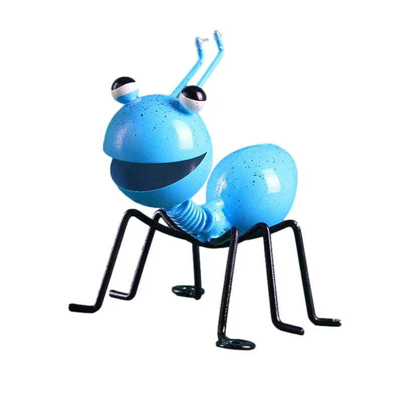 Metal Ant Garden Ornament & Wall Décor