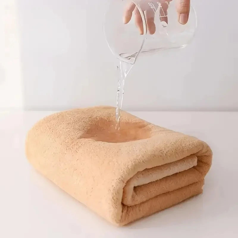 2-Piece Coral Velvet Bath Towel Set