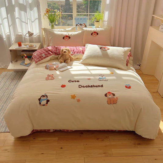 4-Piece Cartoon Embroidered Reversible Duvet Cover Set