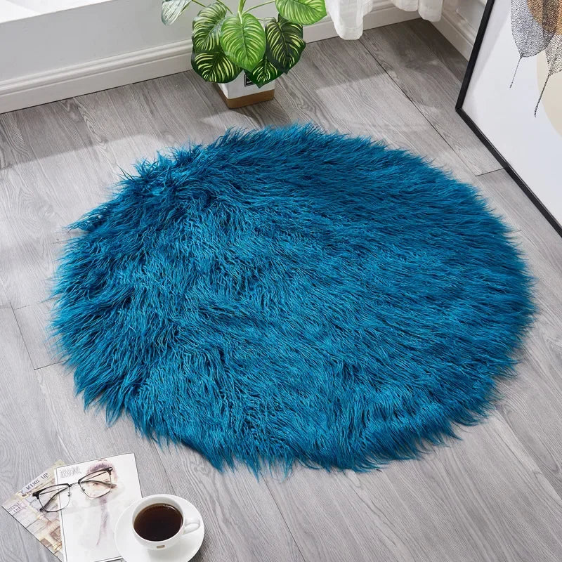 Round Shaggy Faux Rug