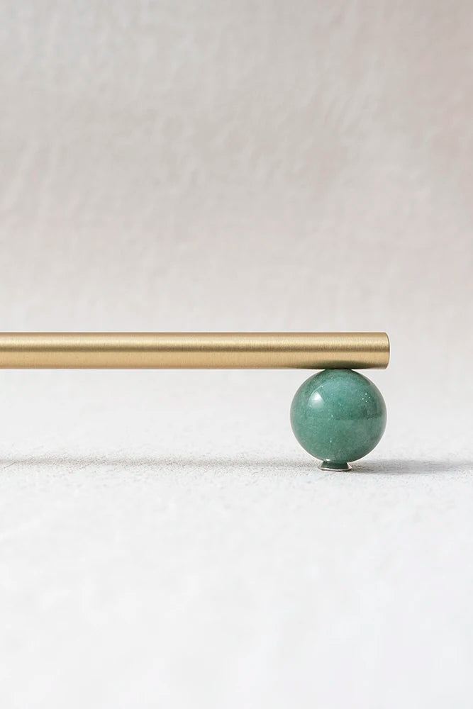 Cabinet Handles and Knobs