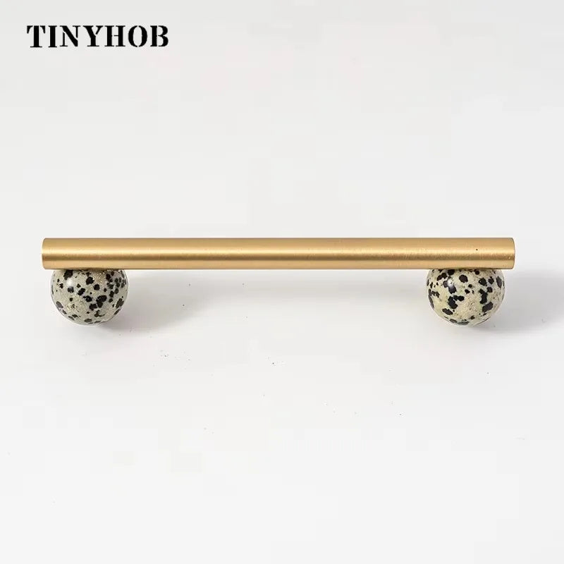 Cabinet Handles and Knobs