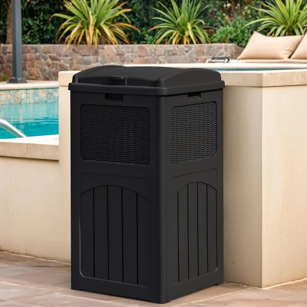 33 Gallon Waterproof Outdoor Storage Bin with Lid