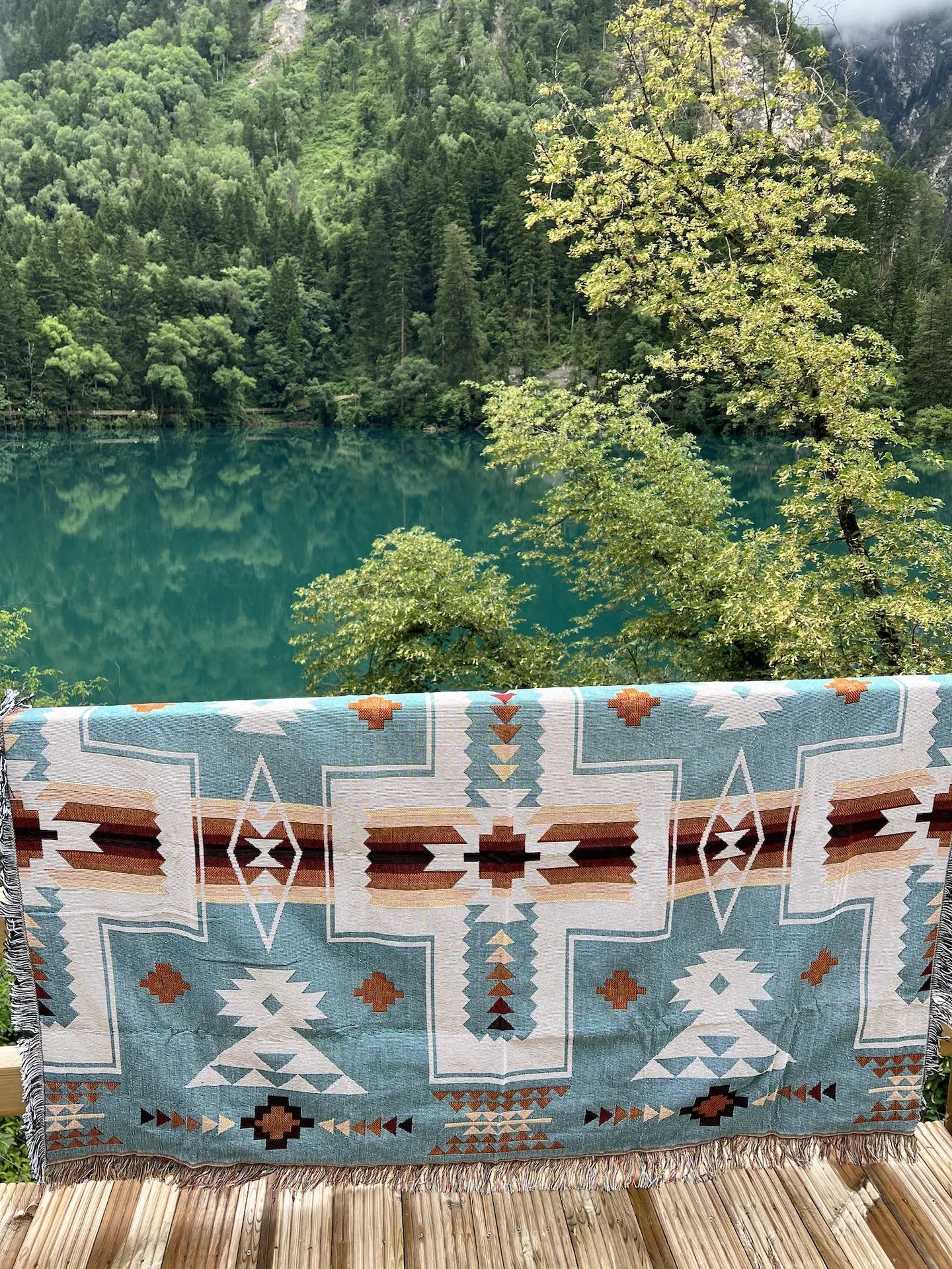 Knit Throw Blanket with Tassels