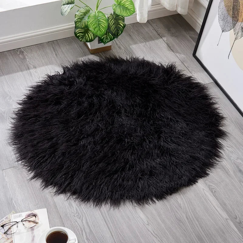 Round Shaggy Faux Rug