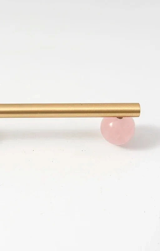 Cabinet Handles and Knobs