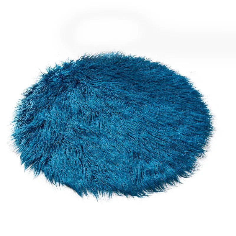 Round Shaggy Faux Rug