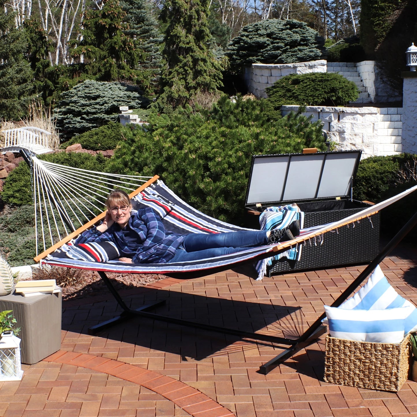 2-Person Quilted Polyester Spreader Bar Hammock, 450 Lb Capacity -Nautical Stripe